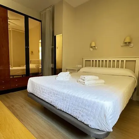 Apartamento En San Bernardo, El Barrio Torero Seville Exterior photo